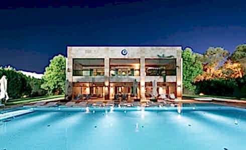 Regnumcarya King Villa General View 01 Card