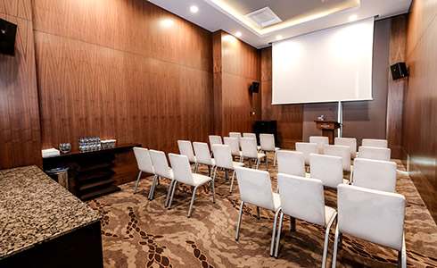 Regnum Carya Citrus Card