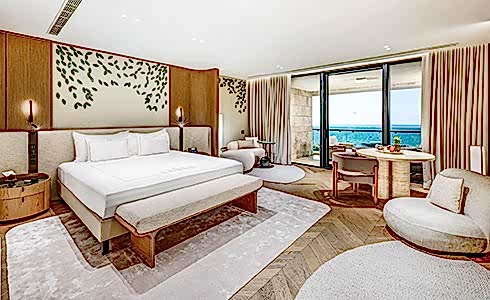 Regnum The Crown Crown Horizon Suite French Bedroom 01 Card