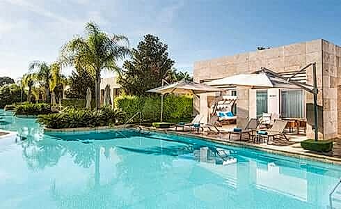 Regnum Pearl Pool Suite Card 1