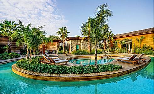 Regnumcarya Amber Spa Outdoor Area 2 Card