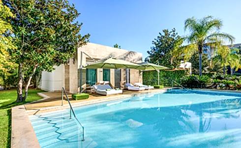 Regnumcarya Pearl Pool Suite Living Room Card